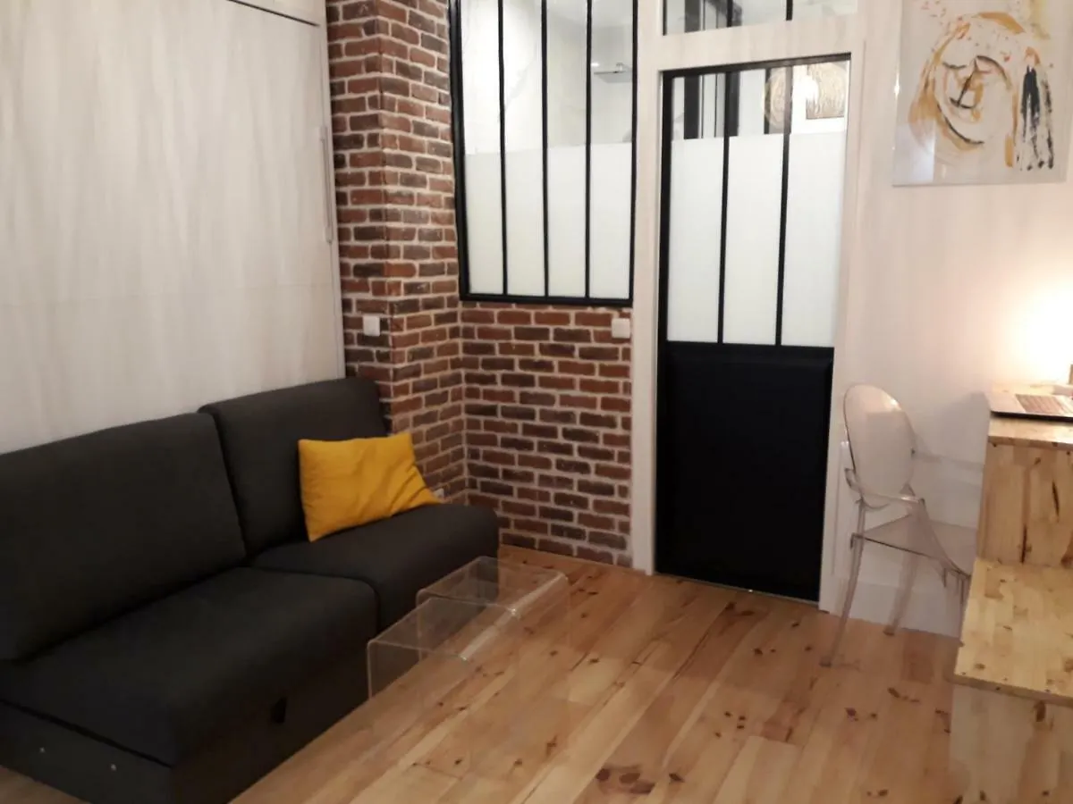 Studio Sur La Butte Montmartre * Párizs